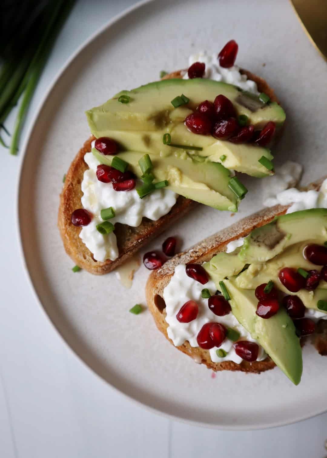 avocado and cottage cheese toast