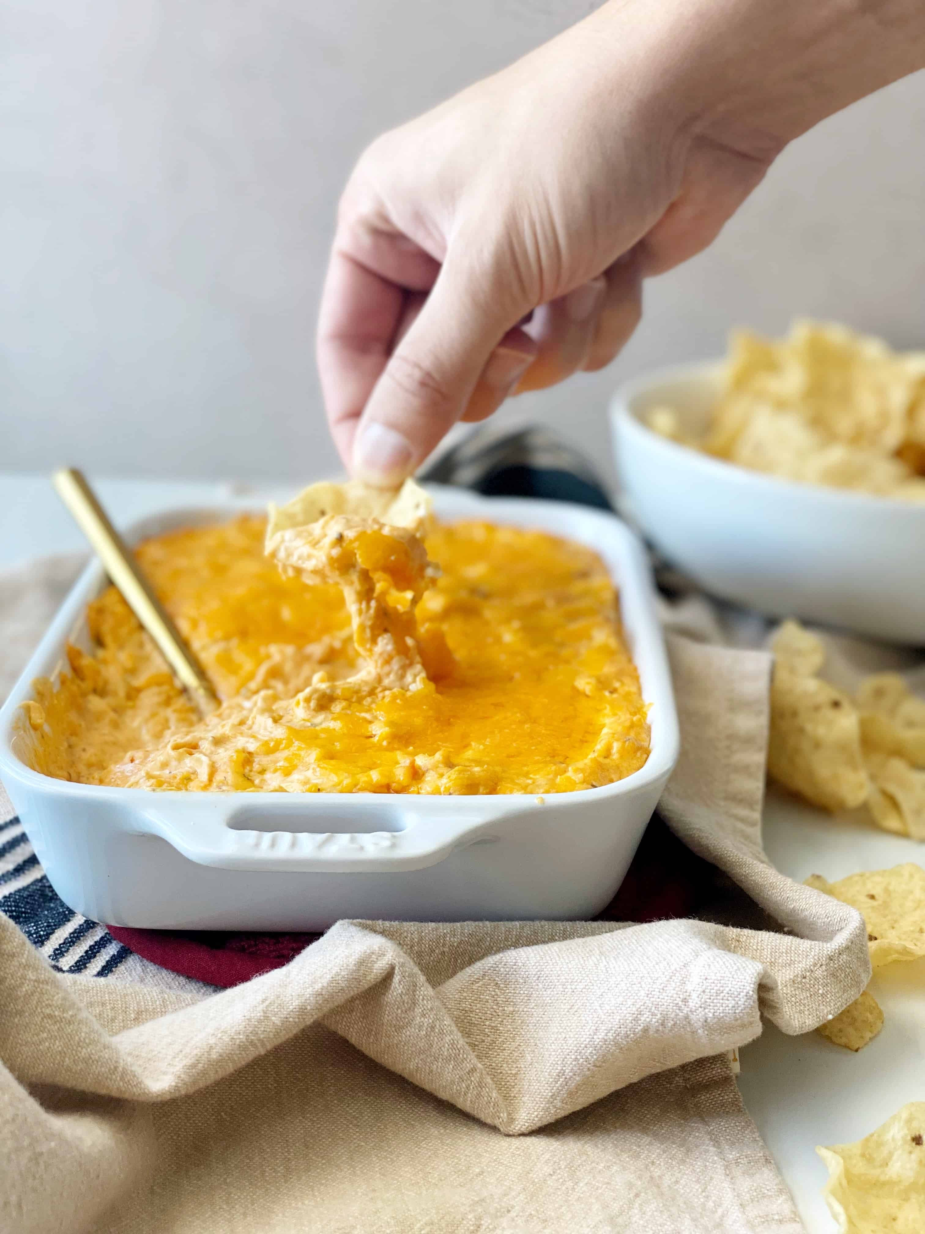 buffalo chicken dip with chips