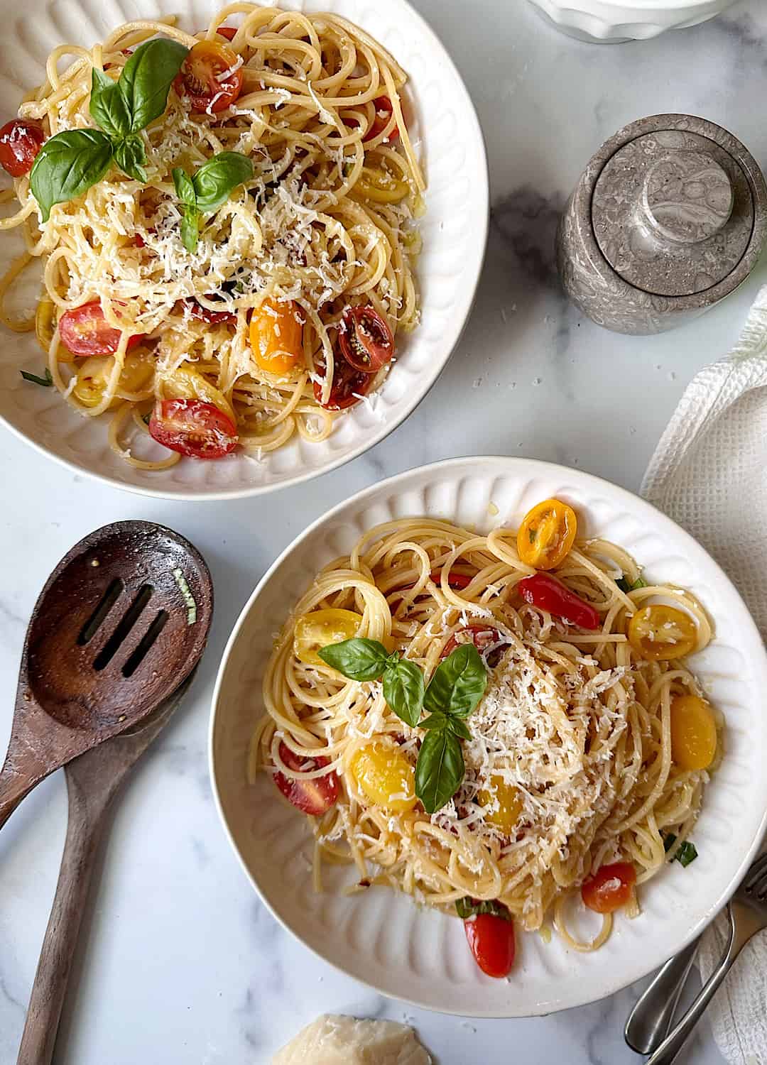 two bowls of bruschetta pasta