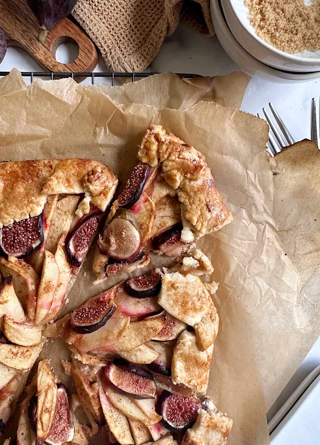 fig apple and ricotta galette