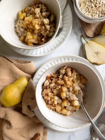 apple pear oatmeal in two bowls