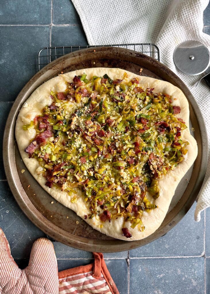 leek and bacon pizza