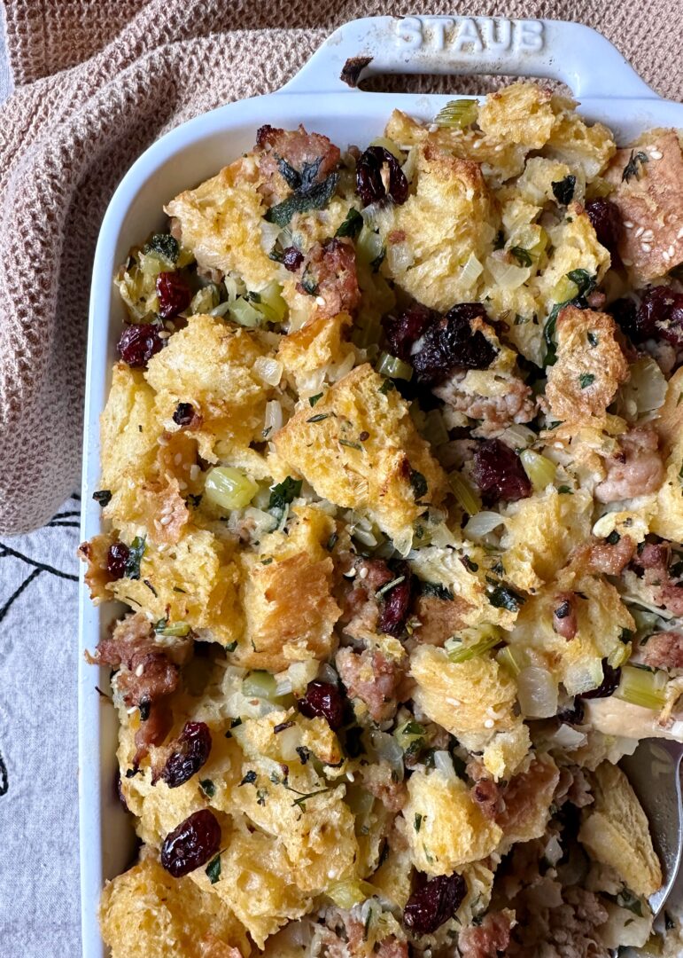 sausage and cranberry thanksgiving stuffing