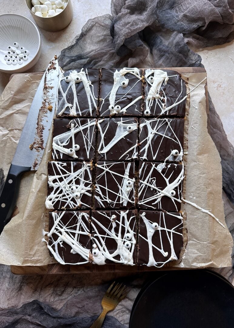 spiderweb smores bars cut into squares