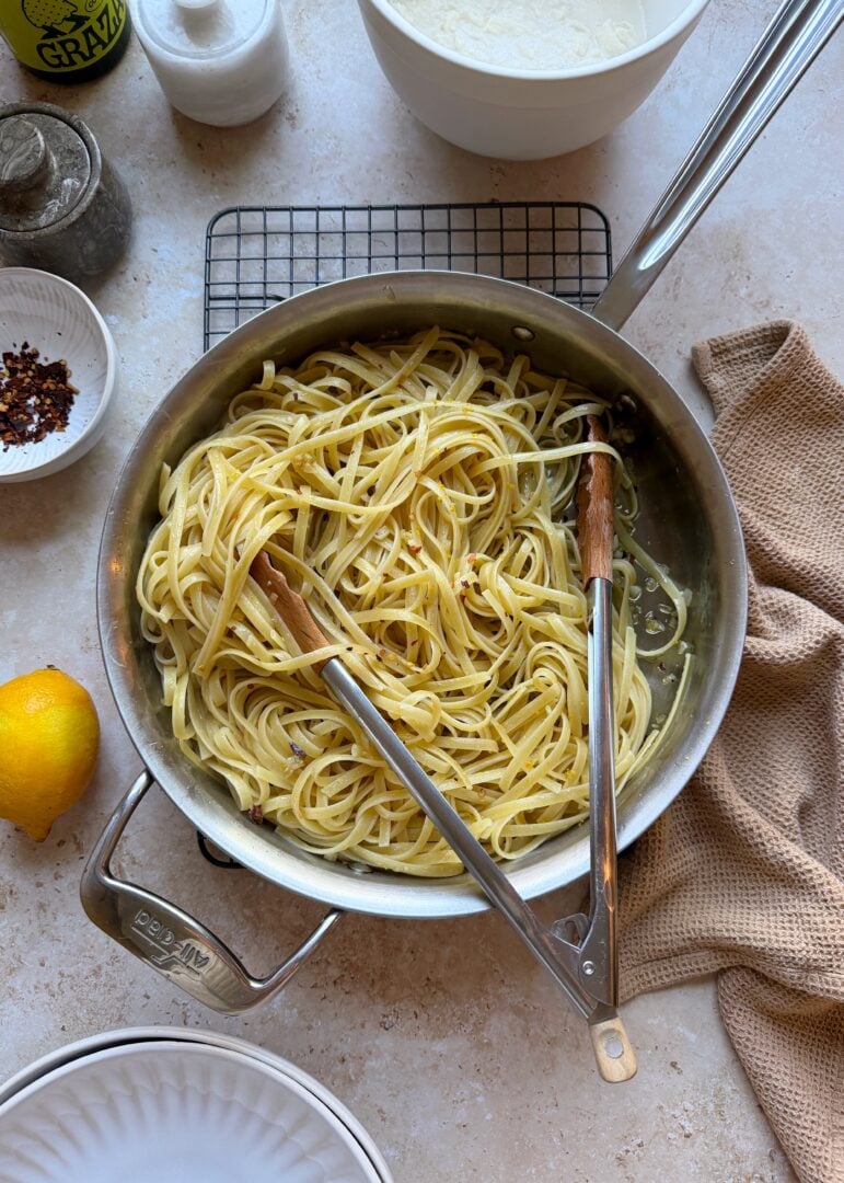 linguine tossed in shallot and garlic olive oil